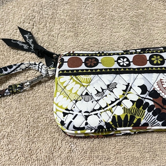 NWOT Vera Bradley Cocoa Moss full size zippered wallet / wristlet - Picture 1 of 5